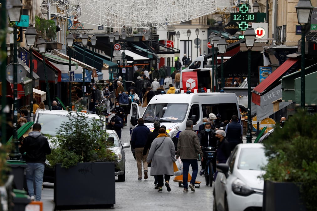 Coronavirus: baisse des nouveaux cas et des deces journaliers en france