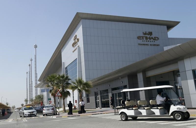 Accord sur les termes d'un achat de 49% d'Alitalia par Etihad