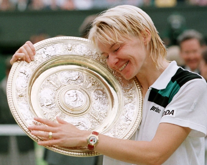Tennis: mort de jana novotna, championne a wimbledon en 1998