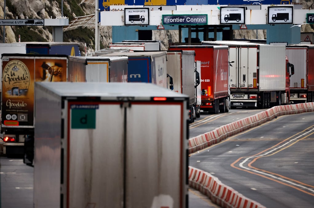 Les routiers britanniques font etat d'une chute de 68% des exportations vers l'ue en janvier