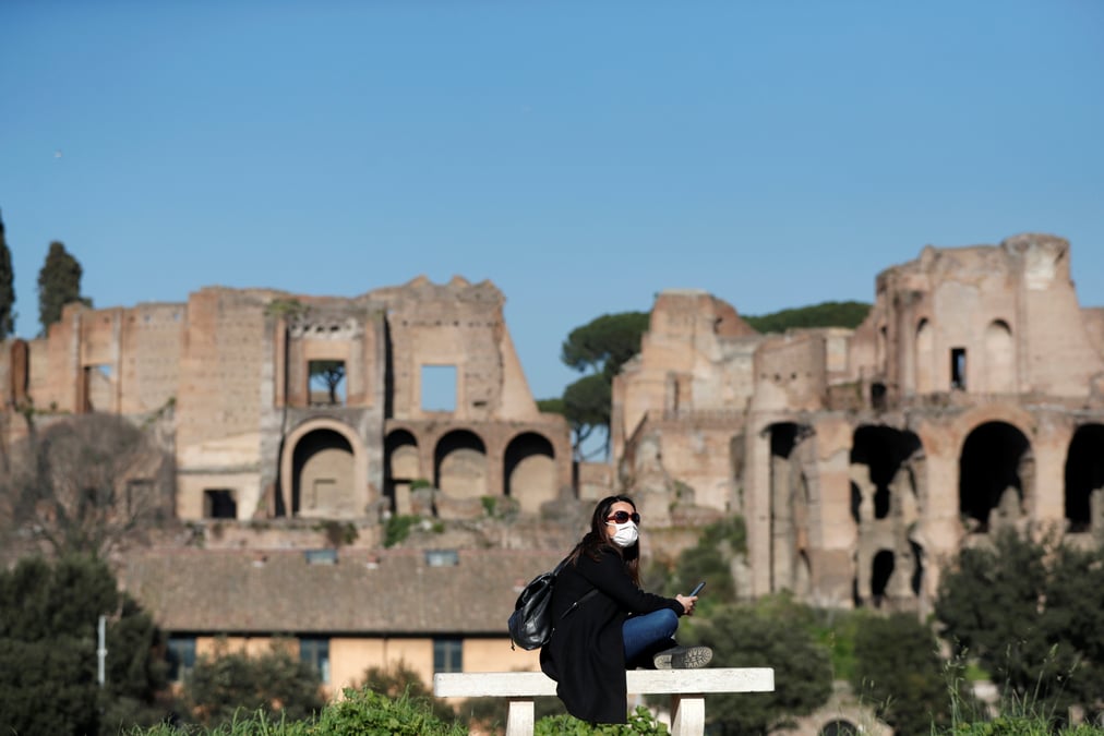 Coronavirus: l'italie signale 343 deces et 17.083 nouveaux cas