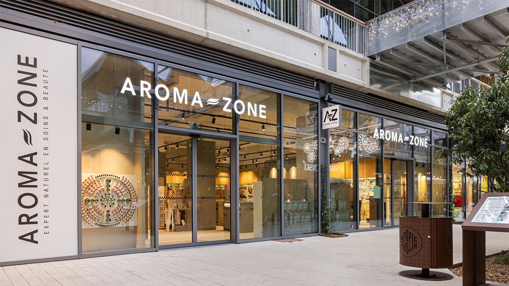 La chaîne de magasins Aroma Zone (Eurazeo) s'étend Outre Manche après de très bons résultats dans l'Hexagone.