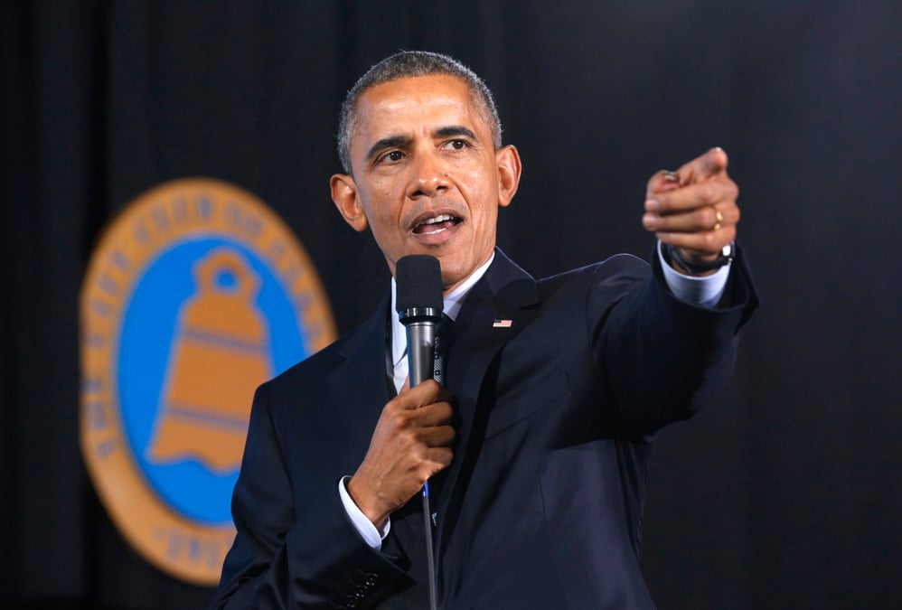 Barack obama annonce a benjamin netanyahu un reexamen de sa politique au proche-orient