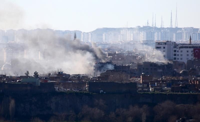 Ankara evalue le cout du conflit avec le pkk a environ 300 millions d'euros