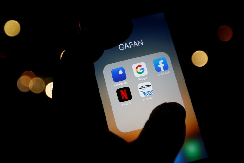 L'australie va forcer facebook, google a payer les medias pour leurs contenus