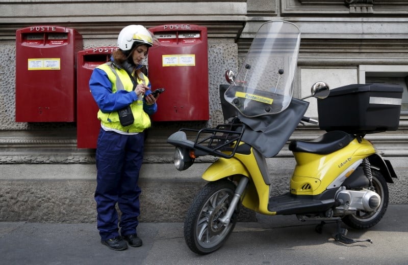 La poste italienne s'allie a amazon