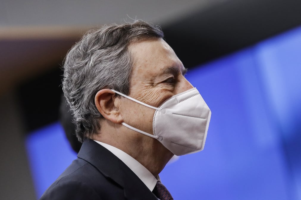 L'ue travaille sur un transfert force de licences de vaccins anti-covid, annonce draghi