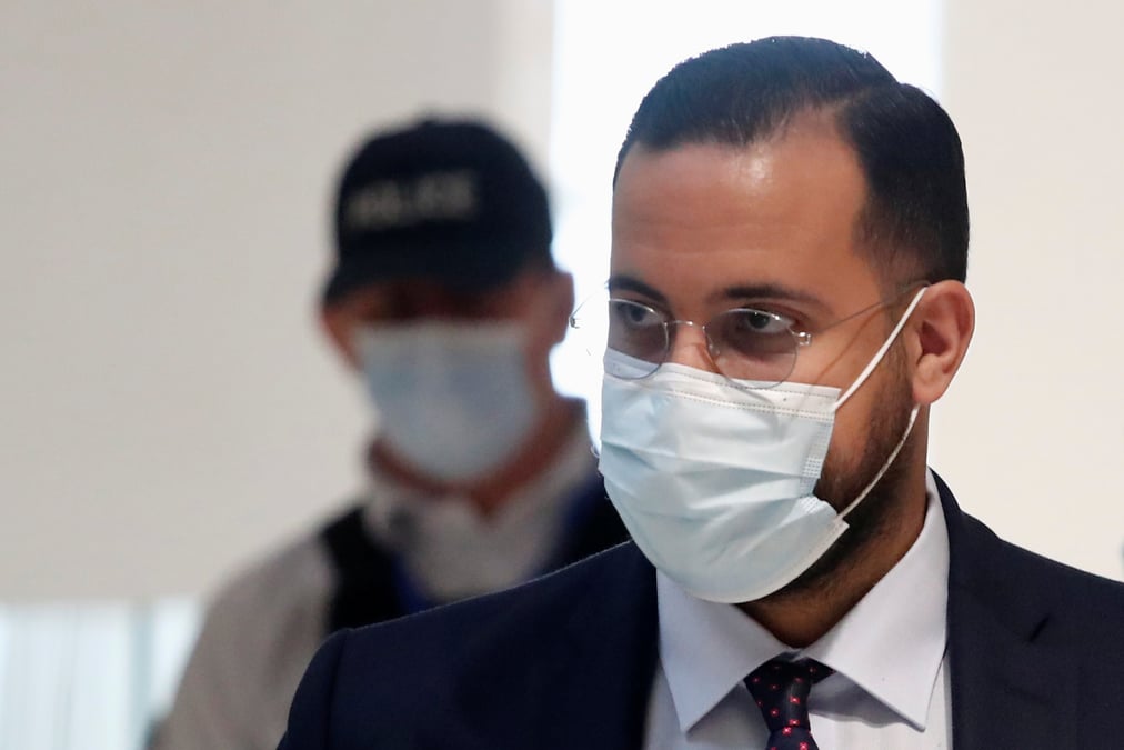 Alexandre benalla condamne a trois ans de prison dont un ferme