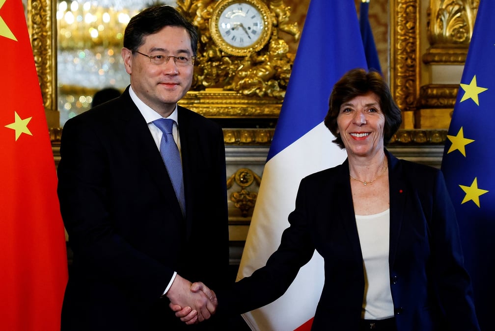 La ministre des affaires etrangeres catherine colonna et son homologue chinois qin gang a paris
