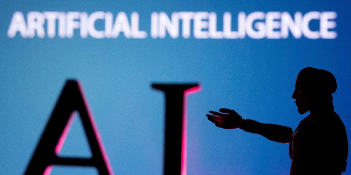 Le déploiement rapide de l'IA générative, à travers des interfaces comme ChatGPT (OpenAI), Bing (Microsoft) ou Bard (Google), suscite beaucoup d'inquiétudes des autorités et de la société civile.