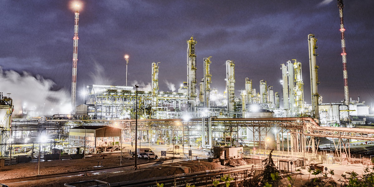 Vue de de la zone industrielle de Fos-sur-Mer (Bouches-du-Rhône). Crédit photo : Stéphane Remael.