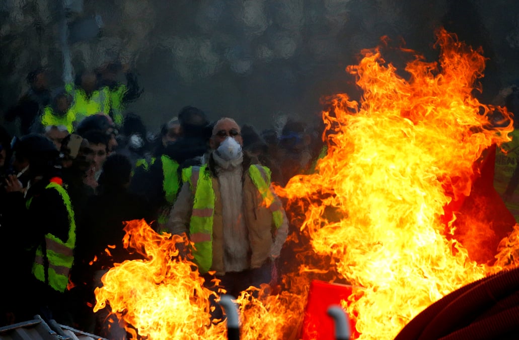 Nouveau week-end test en jaune et rouge pour l'executif