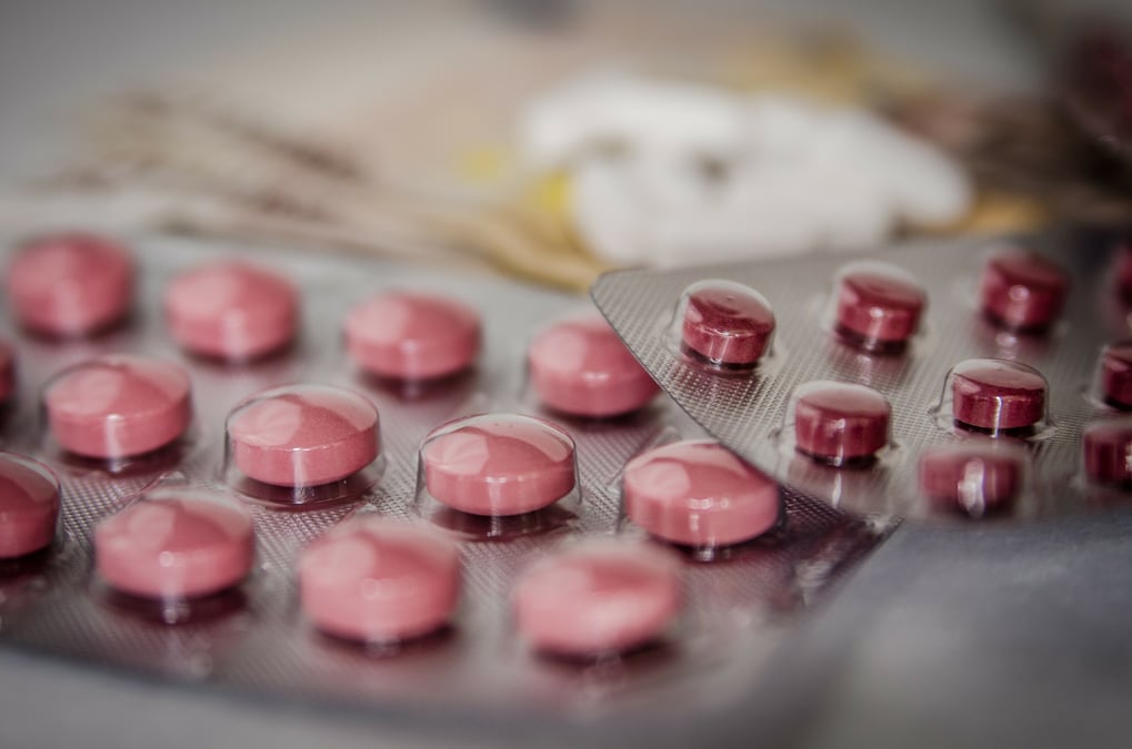 L'usine Benta Lyon propose une offre de rachat de Biogaran à 850.000 millions d'euros au groupe Servier face aux laboratoires indiens Torrent et Aurobindo, ainsi qu'au fonds d'investissement britannique BC Partners, auquel se serait adossée Bpifrance (investisseur minoritaire).