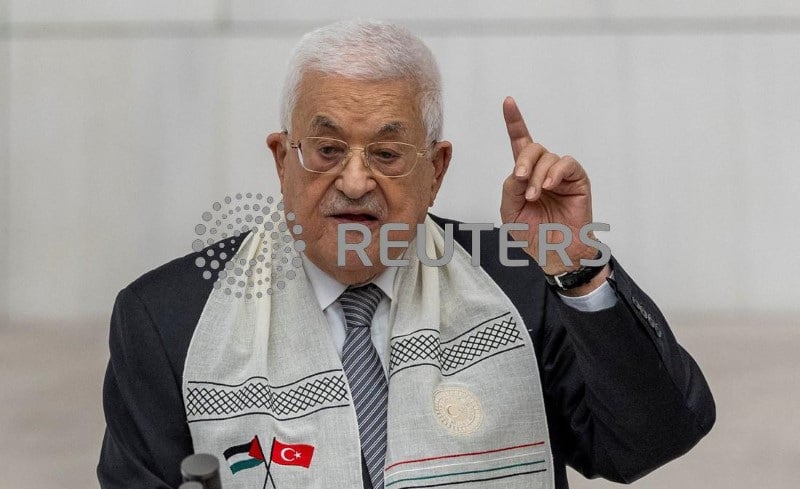 Le president palestinien abbas s'adresse au parlement turc a ankara