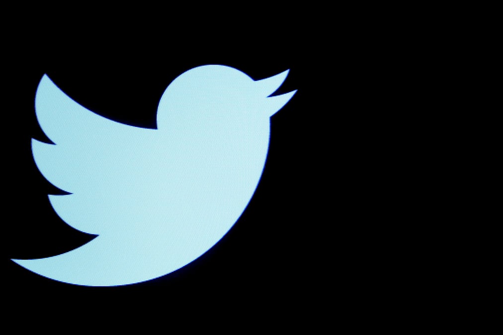 Twitter s'associe a ap et reuters pour lutter contre la desinformation