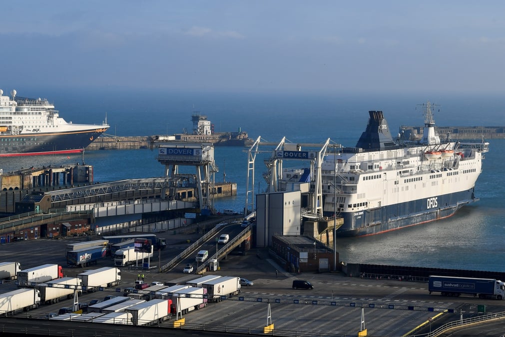 Grande-bretagne: "incident critique" a douvres, le trafic fortement ralenti
