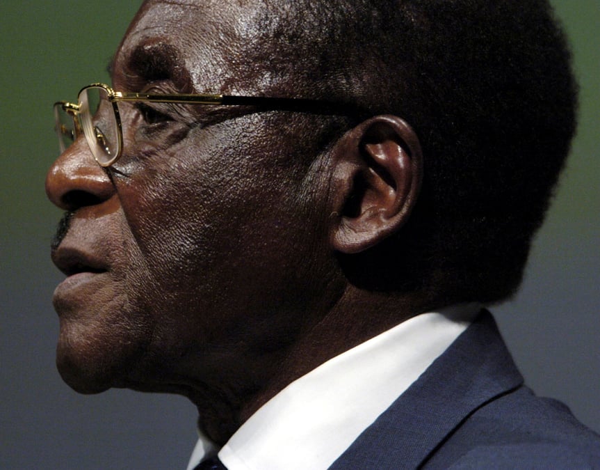 Le president zimbabween robert mugabe a demissionne