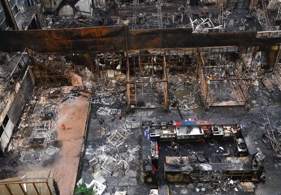 Au moins douze morts dans l'incendie d'un immeuble a bombay