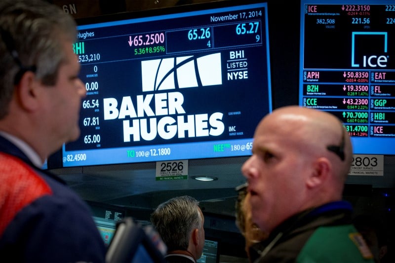 Baker hughes rachete des actions et de la dette
