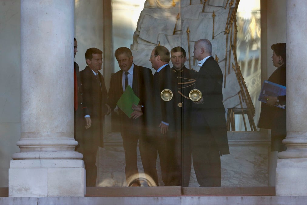 Dejeuner cordial entre hollande et valls