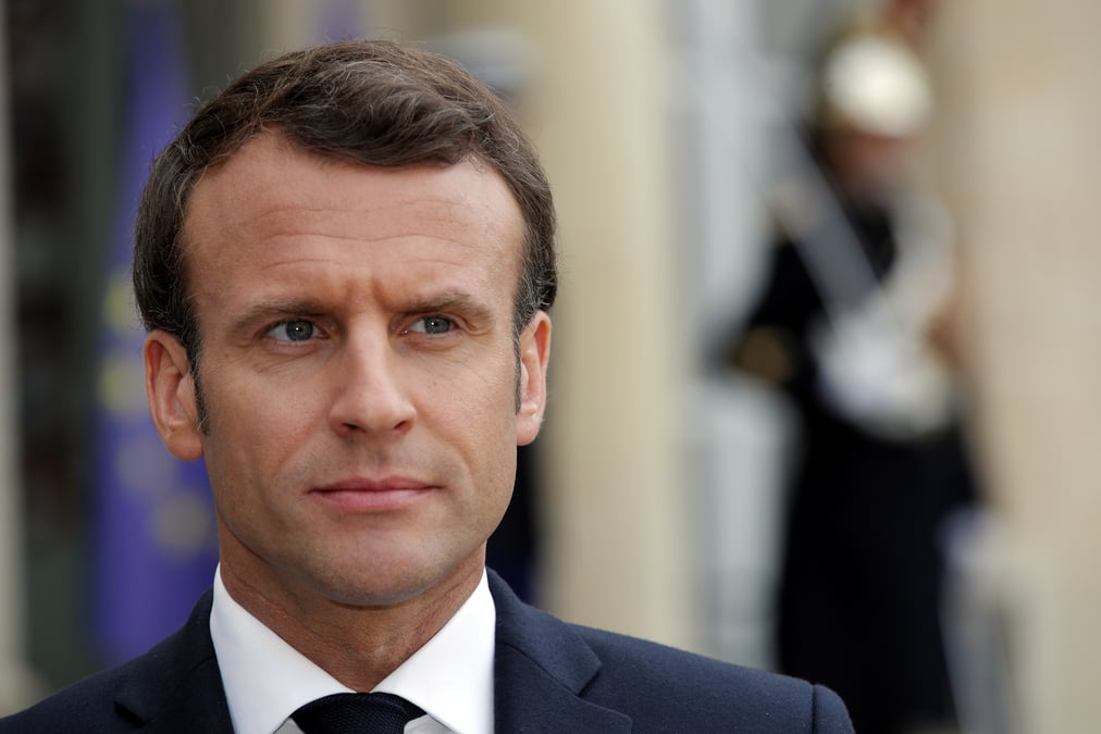 Macron dans le coeur de la technologie cyberdefense