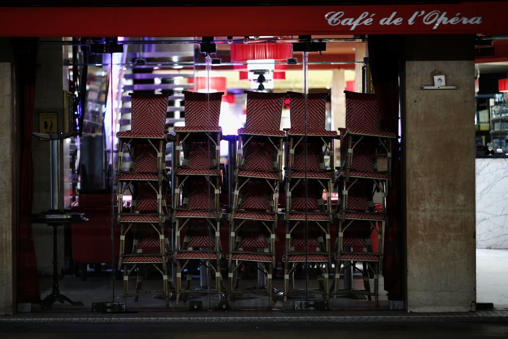 Coronavirus: la france ferme "jusqu'a nouvel ordre" restaurants, cafes et commerces non essentiels