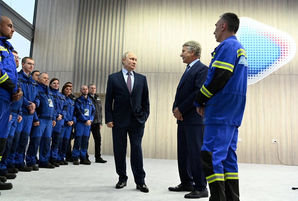 File photo: russian president putin launches the first natural gas liquefaction line on a gravity-type base for the arctic lng-2 project in murmansk region