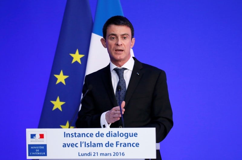 Valls admet qu'il faut comprendre la radicalisation djihadiste