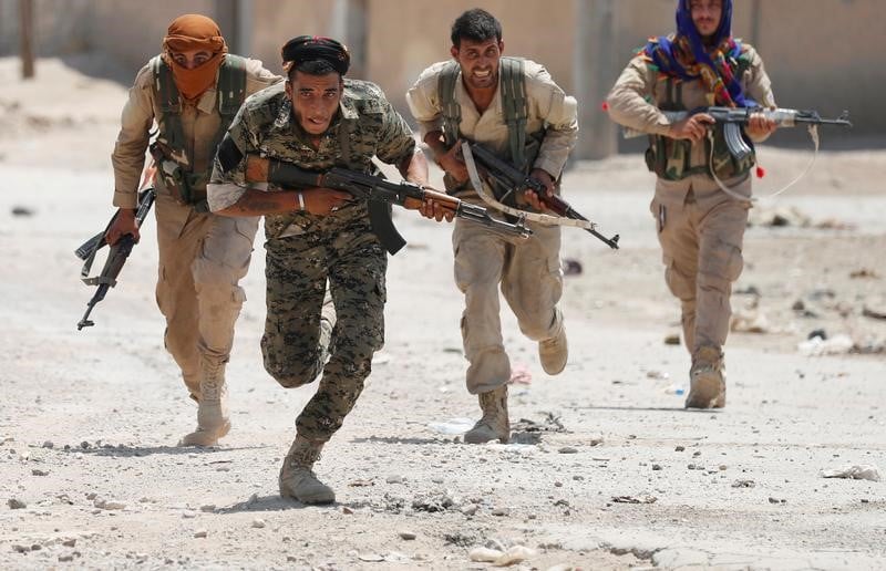 Syrie: les fds sont entrees dans la vieille ville de rakka