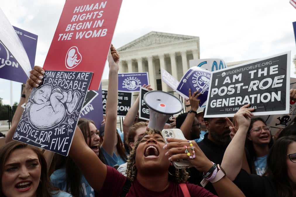 Tournant historique aux usa, la cour supreme revoque le droit a l'avortement