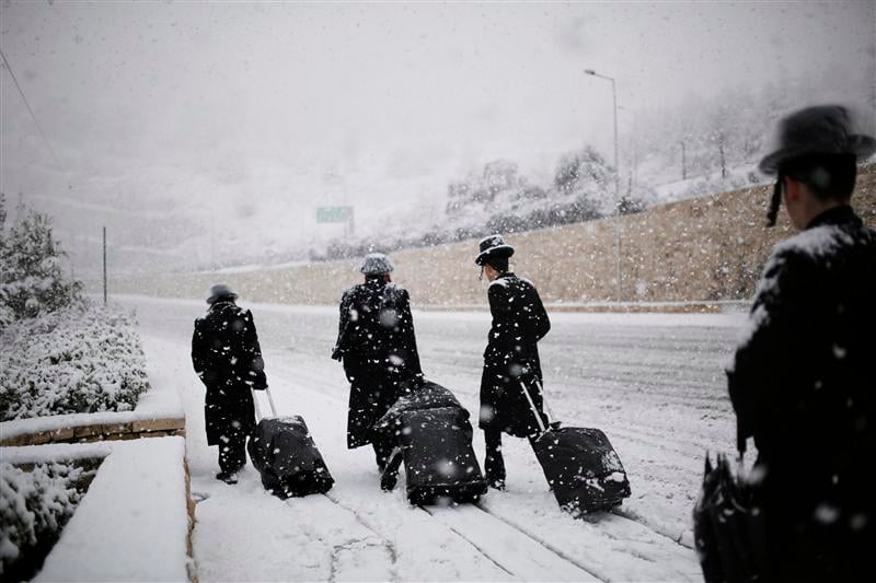 Jérusalem et ses environs recouverts de neige