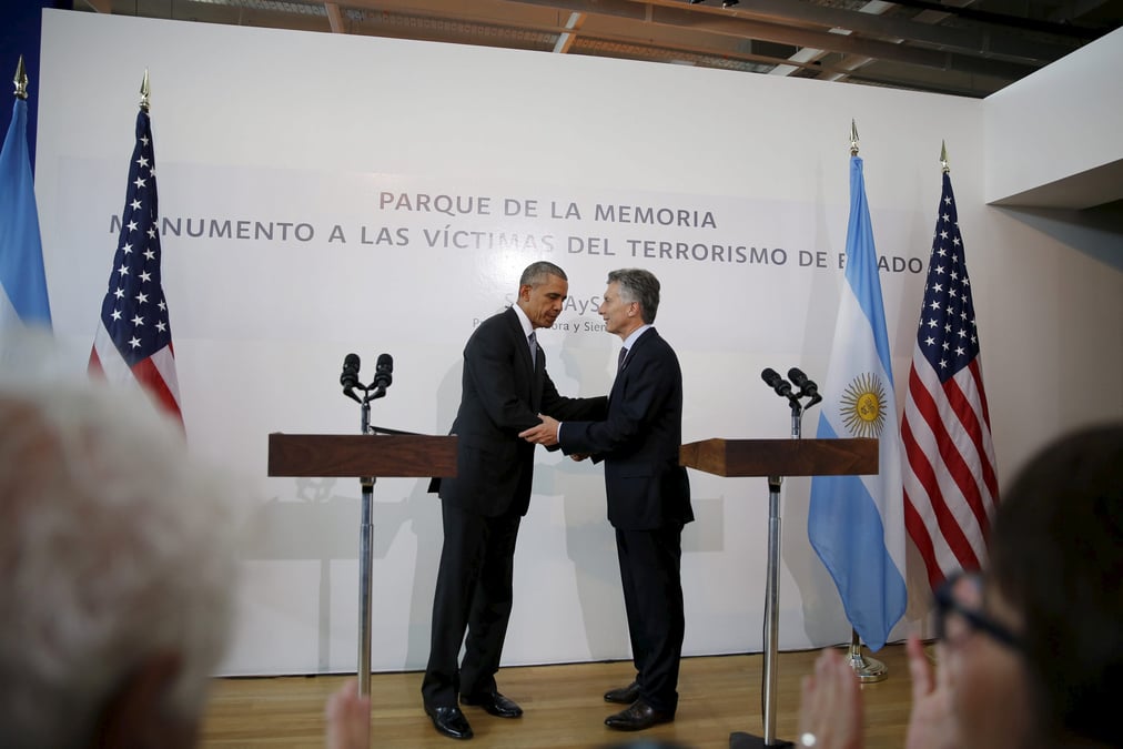 En argentine, barack obama honore la memoire des victimes de la "guerre sale"