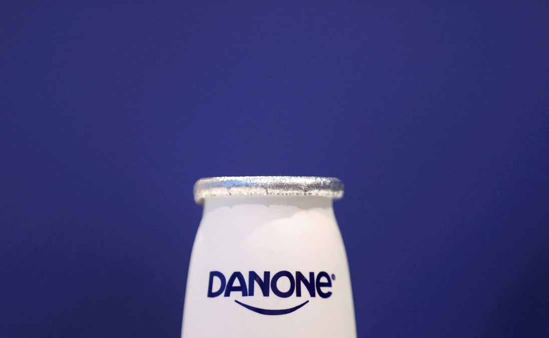 Danone reflechit a la possibilite de quitter la russie, selon une source