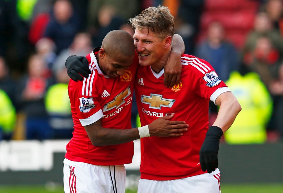 Manchester united domine watford