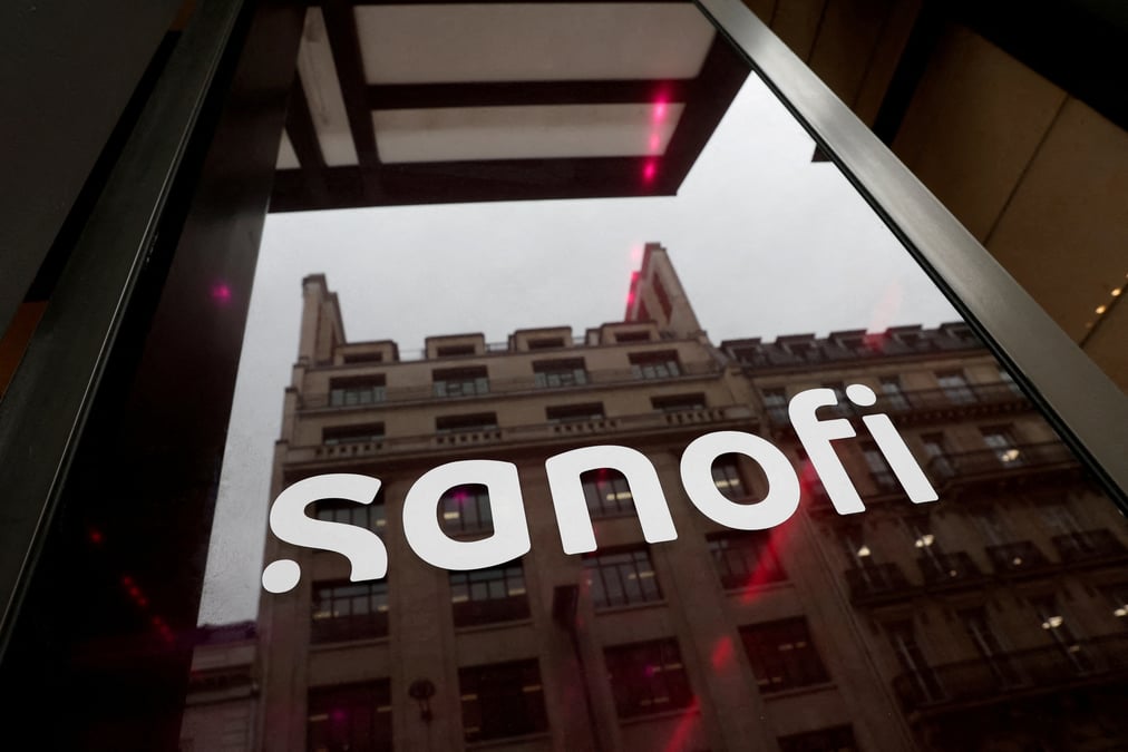 Logo de sanofi au siege de la societe