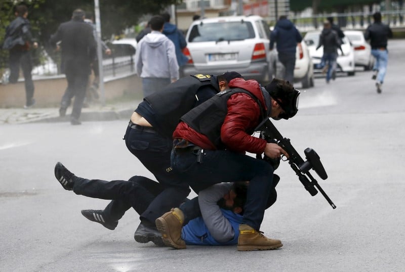 La turquie va se mobiliser contre les terroristes, dit erdogan