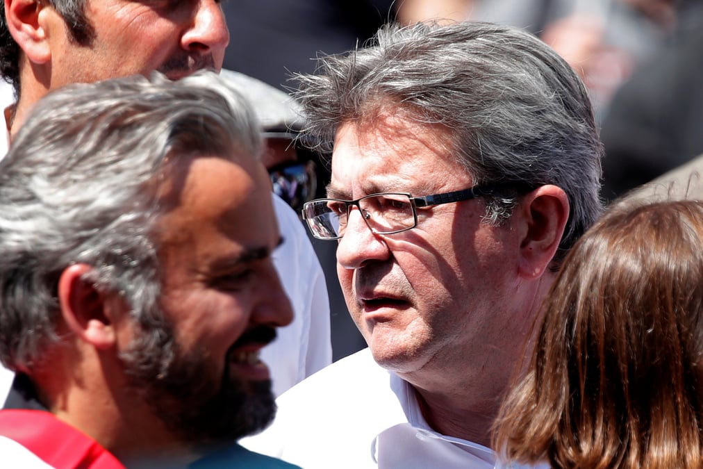 Melenchon veut constituer en france un "front populaire"