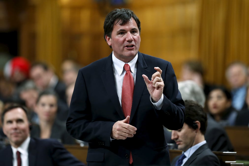 Vaccination obligatoire pour les fonctionnaires federaux canadien