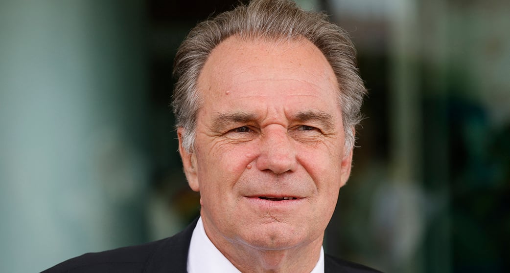 Renaud Muselier, président de la région Provence-Alpes-Côte d'Azur, s'insurge contre le projet de réforme de la loi PLM, qui doit être présentée à l'Assemblée lundi 7 avril 2025.