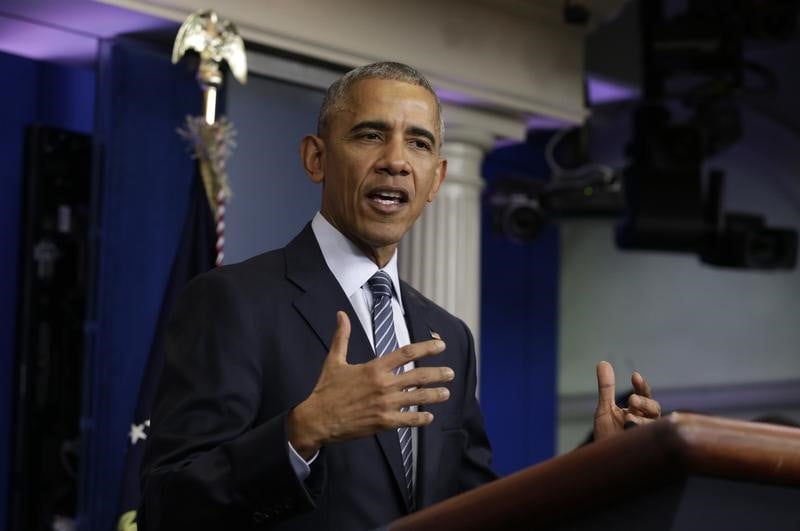 Obama espere de trump des signaux d'unite