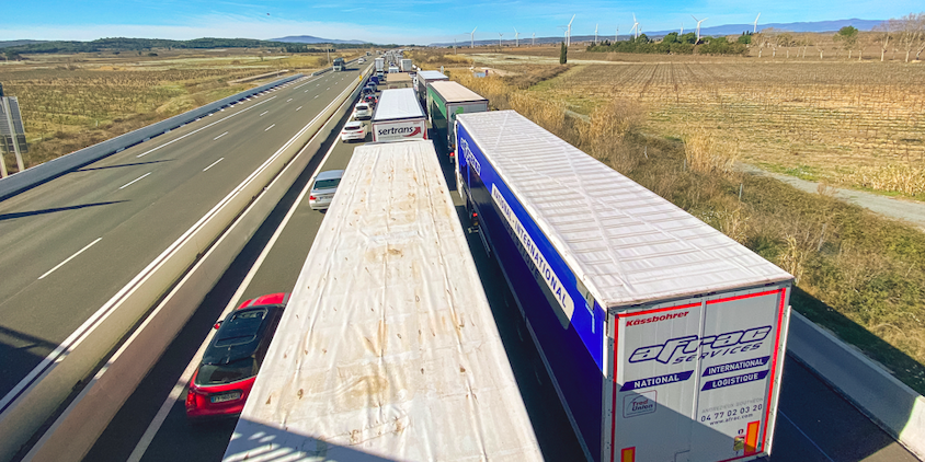 En 2014, un projet d’instaurer une écotaxe contre les poids lourds avait été suspendu face à la mobilisation du mouvement des Bonnets Rouges (photo d'illustration).