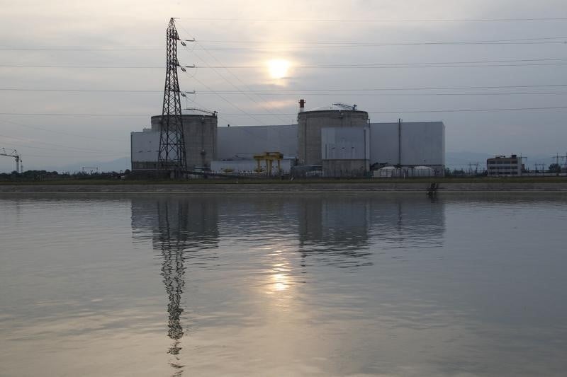 Nicolas sarkozy fustige le projet de fermeture de fessenheim