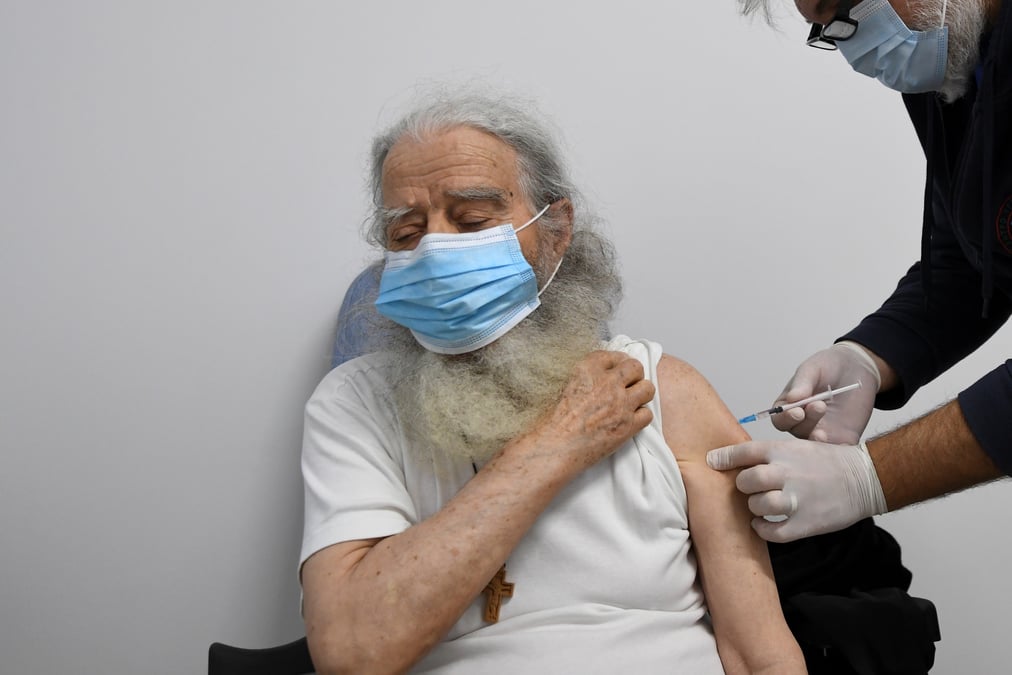 Coronavirus: vaccination obligatoire en grece pour les 60 ans et plus