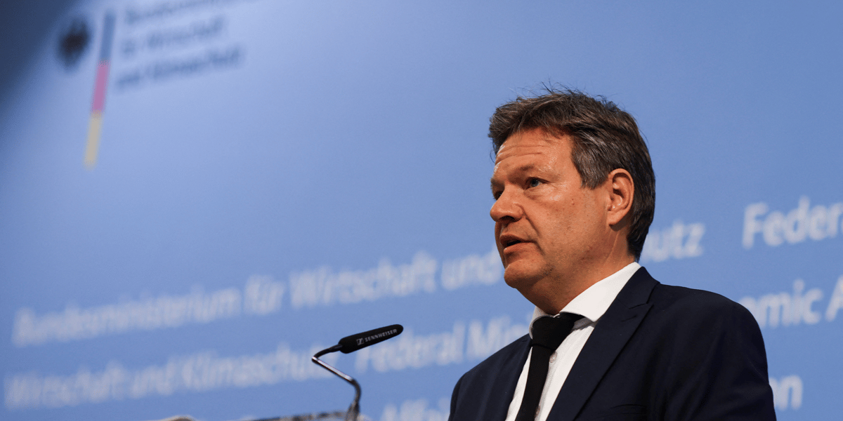 Allemagne: habeck met en garde contre des fermetures dans l'industrie faute de gaz, rapporte la presse