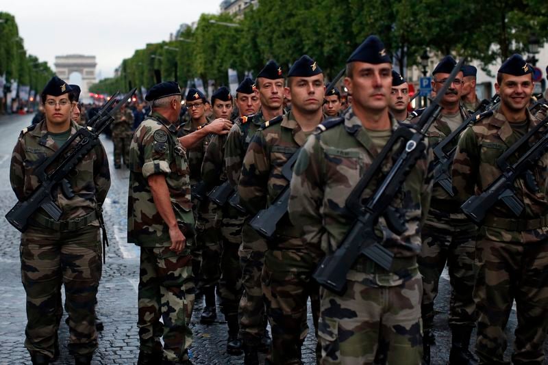 14-Juillet de souvenir et de motivation pour François Hollande