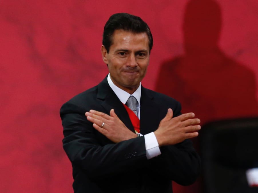 Pena nieto promet de defendre la dignite du mexique face a trump