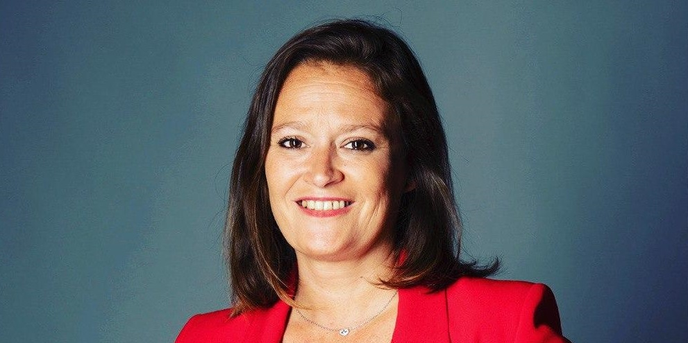 Olivia Grégoire, ministre déléguée chargée des PME et du Commerce, se réjouit de la signature de « l'Alliance Pacte PME », une charte dont l'objectif est de créer un accompagnement des PME par de grands groupes.