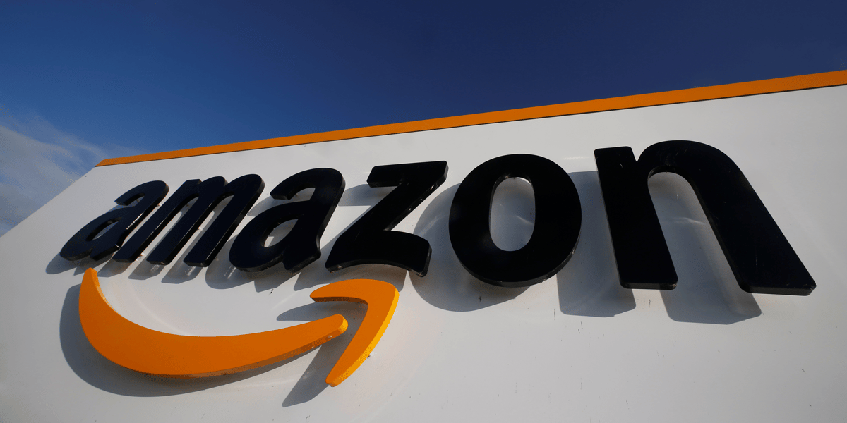 Amazon va recruter massivement devant le bond des commandes en ligne