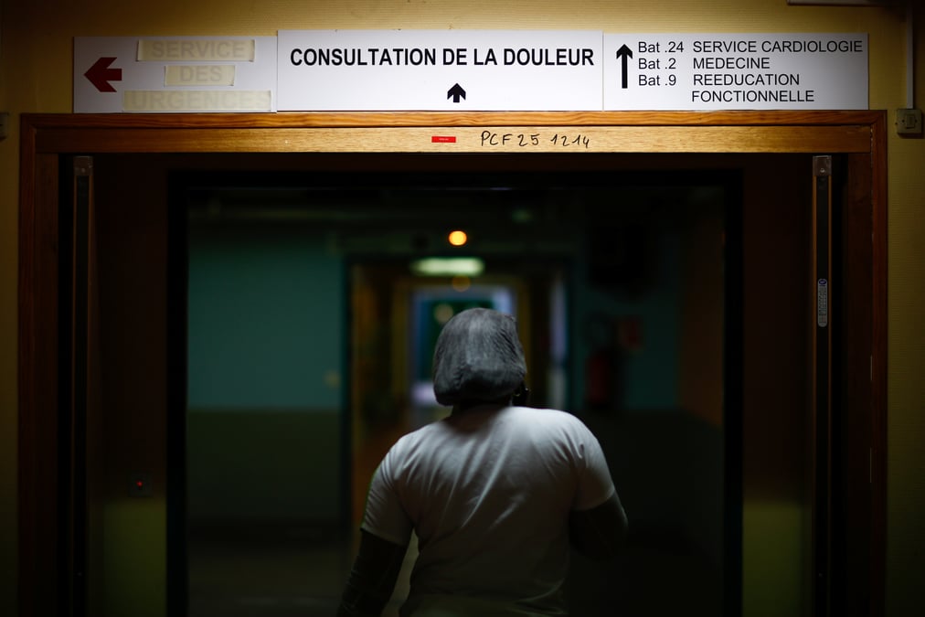 Coronavirus: la france est repassee au-dessus de 1.000 patients en reanimation