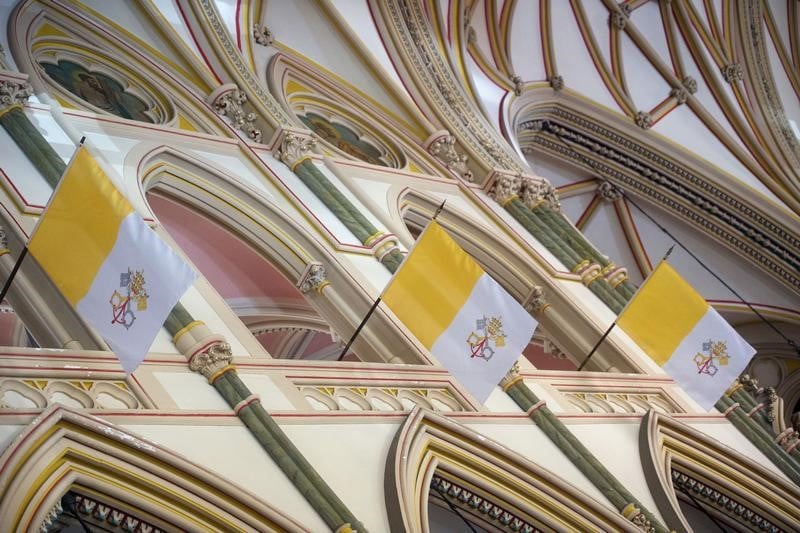 L'ancien president de la banque du vatican renvoye en justice